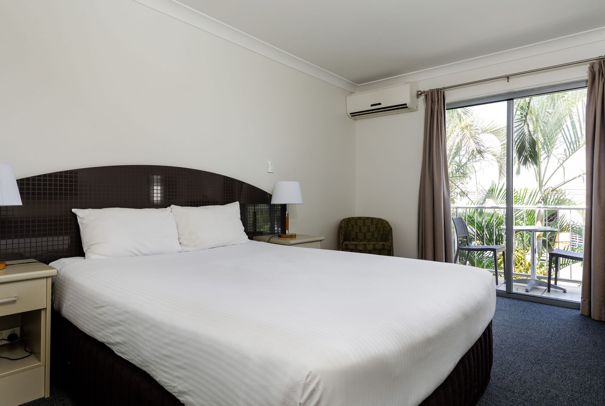 Waterloo Bay Hotel - Motel Accommodation - Byrneside Queen Motel Room 4